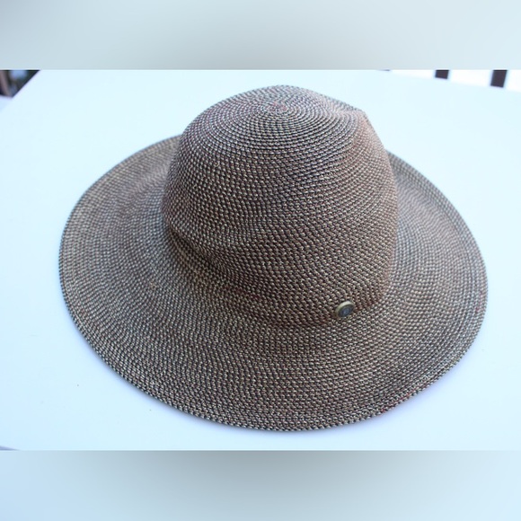 Eric Javits Squishee Hampton hat - Picture 10 of 12